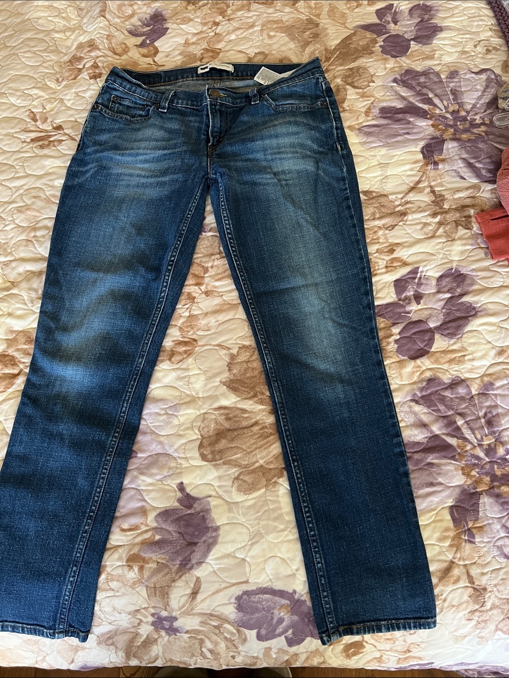 Levi's Women's Straight Leg Dark Blue Jeans